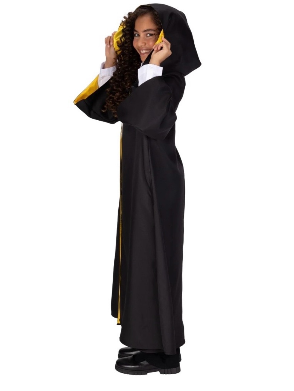 Harry Potter Kids Wizard Robe. Pick - Hufflepuff (Yellow) or Ravenclaw (Blue) - Picture 13 of 13